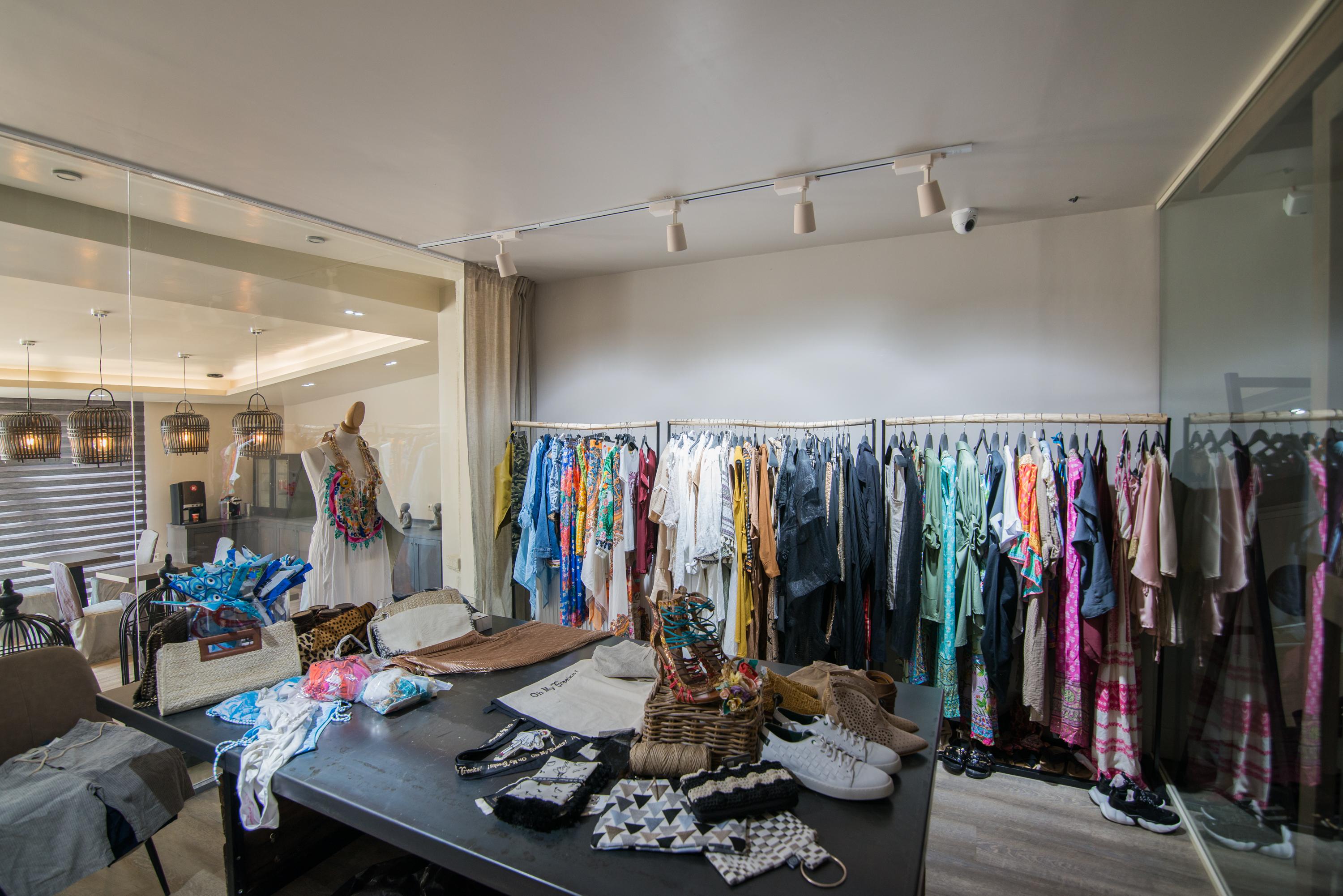 פאליני Mikelina Boutique Hotel מראה חיצוני תמונה