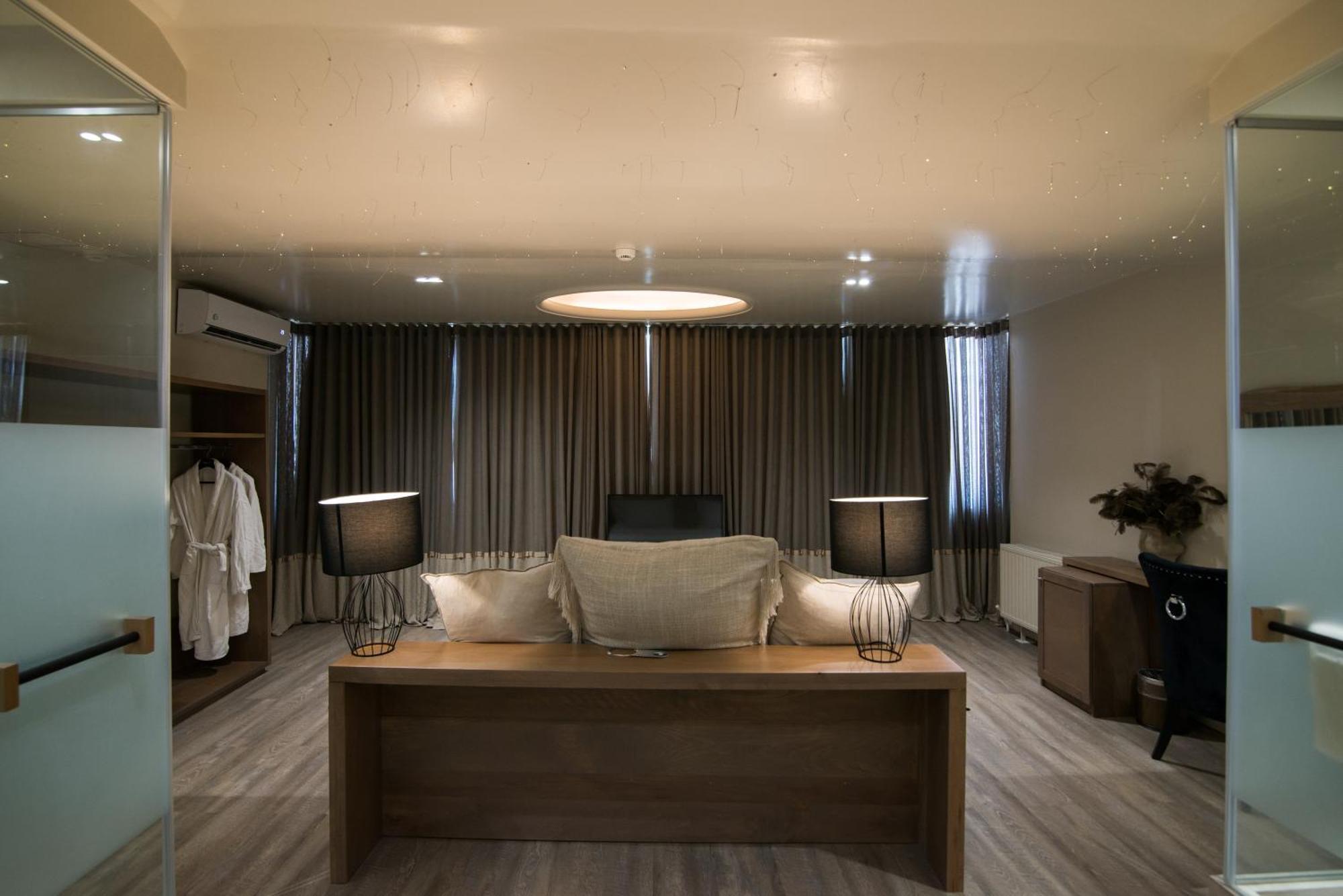 פאליני Mikelina Boutique Hotel חדר תמונה