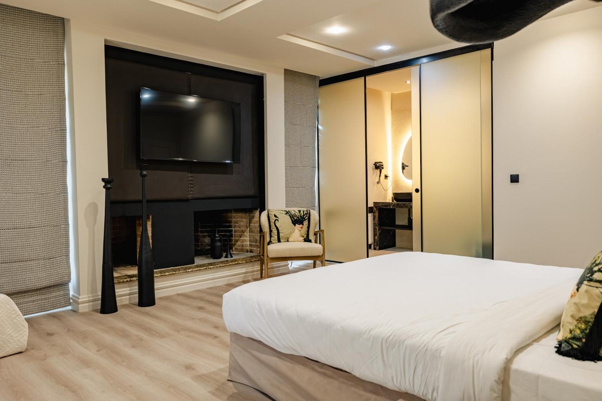 פאליני Mikelina Boutique Hotel מראה חיצוני תמונה